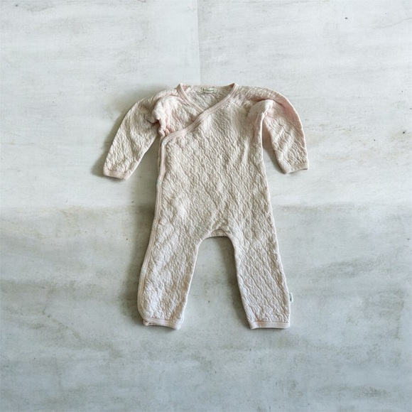 Burt's Bees Baby Other - Burt's Bees Baby Organic Cotton Quilted Bee Wrap Front Pink Jumpsuit 6-9 month